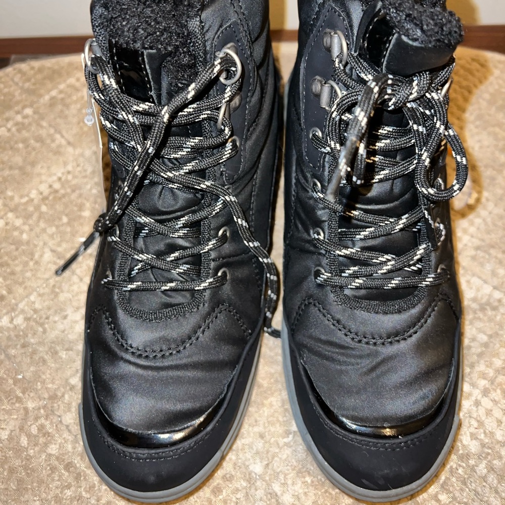 Women black boots new